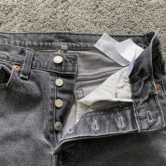Washed Black Levi High Rise Jean with Button fly - Picture 3 of 6